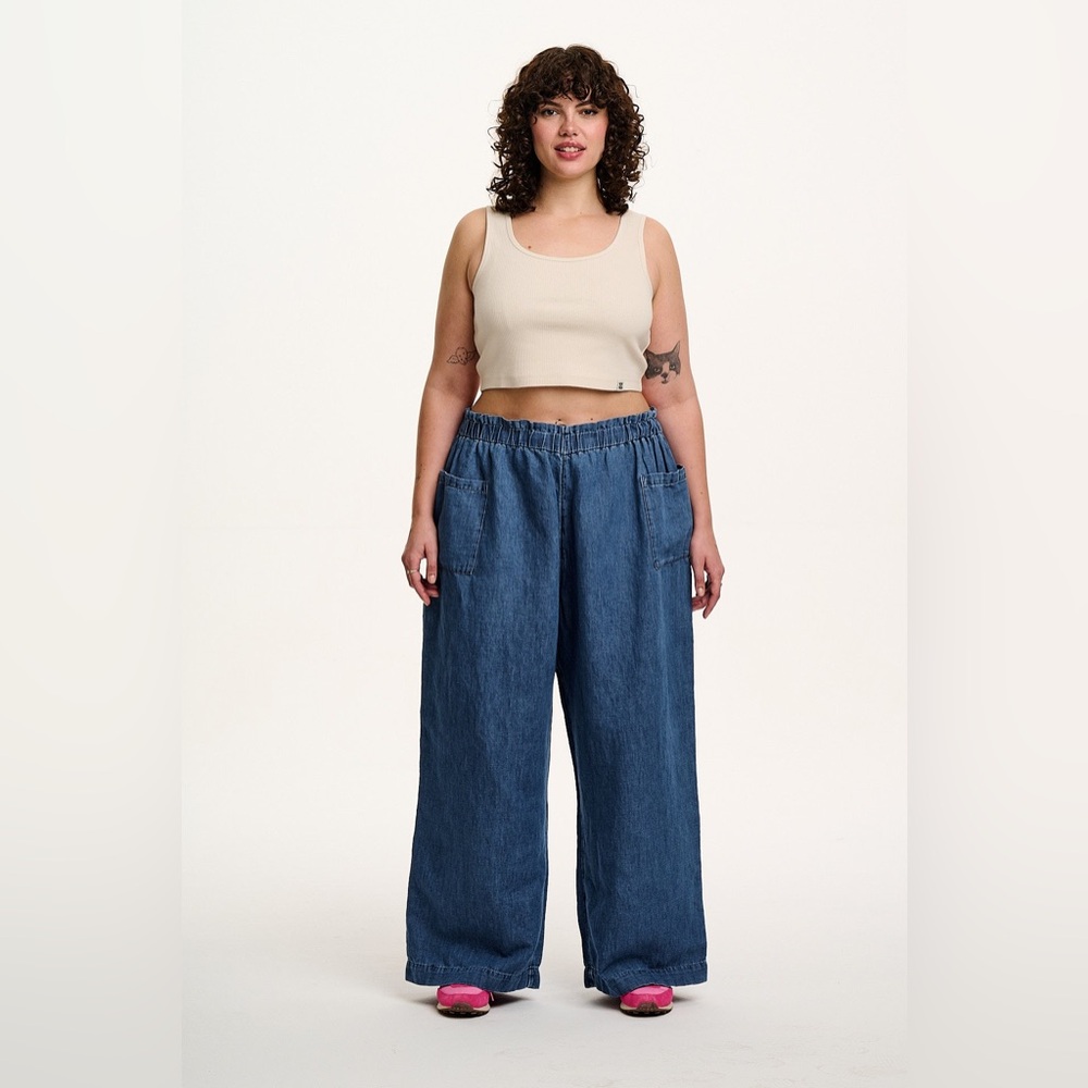NWT Lucy & Yak Blue Wide Leg Jeans in Blue